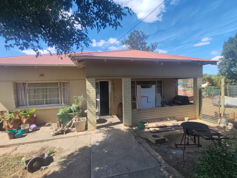 3 Bedroom Property for Sale in Heuwelkruin Eastern Cape